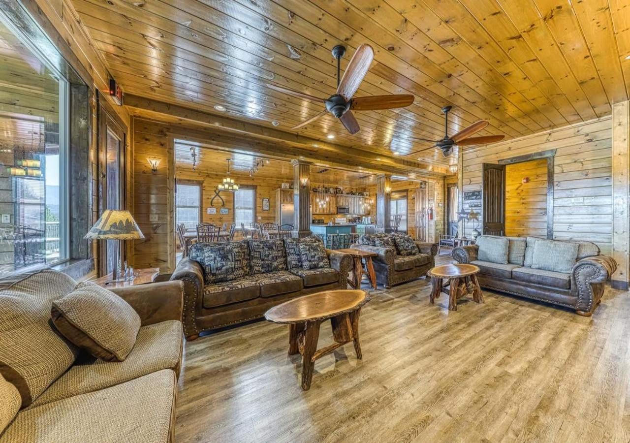 Mountain Splash Lodge - Pigeon Forge, Tn سيفيرفيل المظهر الخارجي الصورة